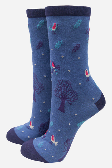 blue bamboo ankle socks featuring red robin birds and trees