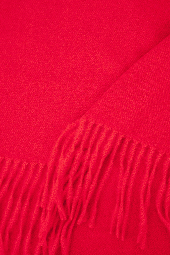 close up of the soft viscose knitted material of the winter blanket scarf