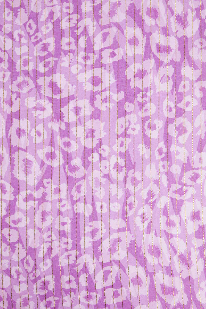 mika-lightweight-scarf-fuchsia-leopard-print-close-up