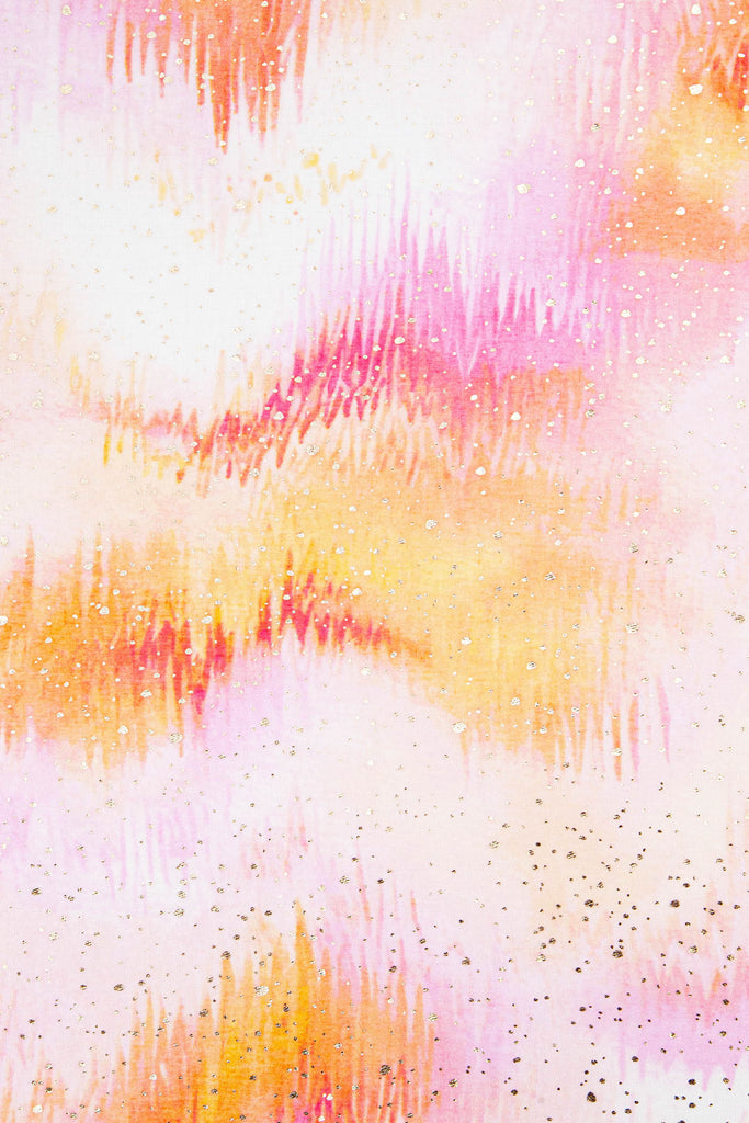 aurora-lightweight-scarf-pink-ombre-metallic-close-up-foil-speckles