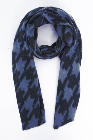 midweight winter scarf in blue and black in a bold large houndstooth pattern