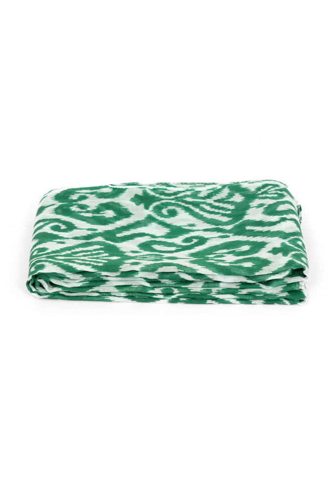 saffron-lightweight-cotton-scarf-green-damaskbold-pattern-white-background