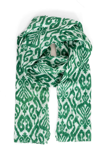 saffron-lightweight-cotton-scarf-green-damaskbold-pattern-white-background