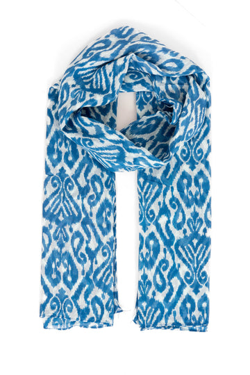 saffron-lightweight-cotton-scarf-light-blue-damask-print-bold-pattern-white-background