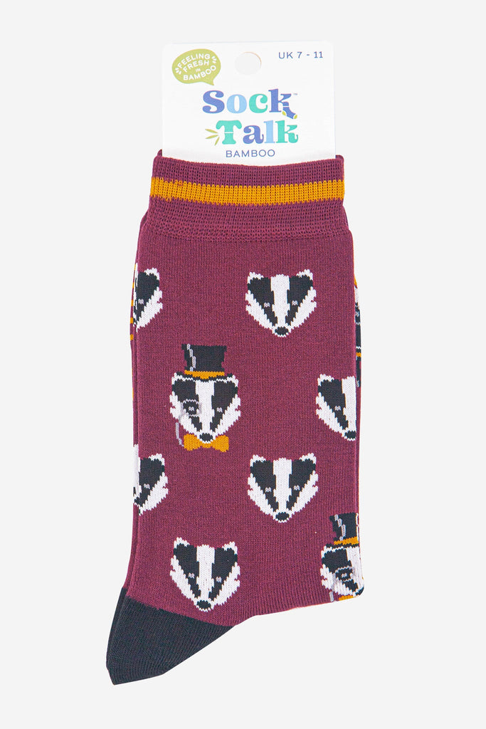mens-bamboo-socks-burgundy-black-dapper-badger-in-sock-talk-packaging