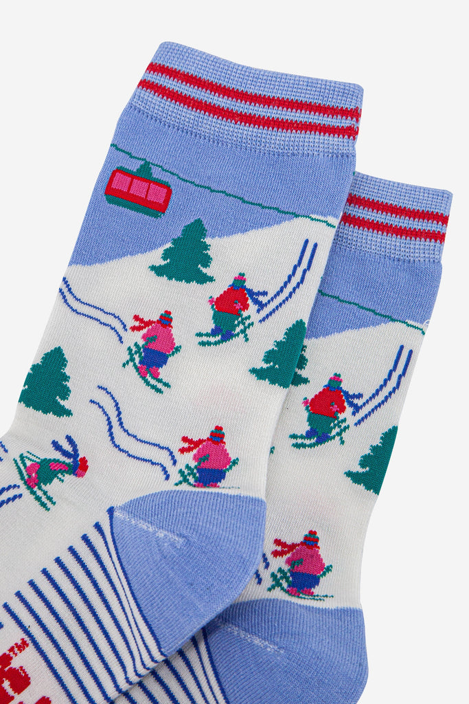 womens-bamboo-socks-sky-blue-red-mountain-ski-close-up