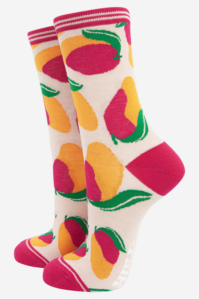 womens-socks-gift-box-cream-fruit-bamboo-mango