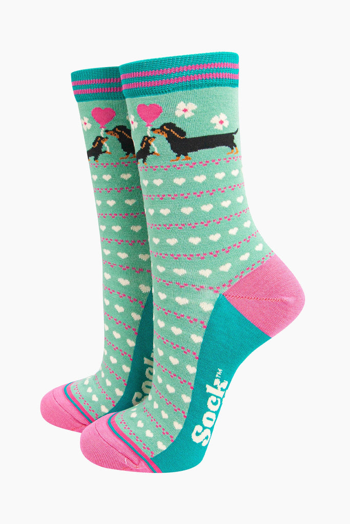 womens-bamboo-socks-mint-sausage-dog-puppy-love-hearts-pink-balloon-black-dachshunds