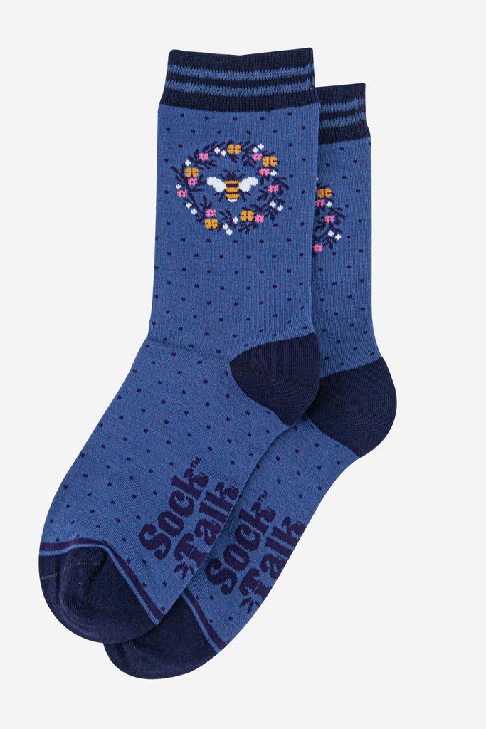 womens-bamboo-socks-denim-blue-navy-blue-bee-wreath-laying-flat