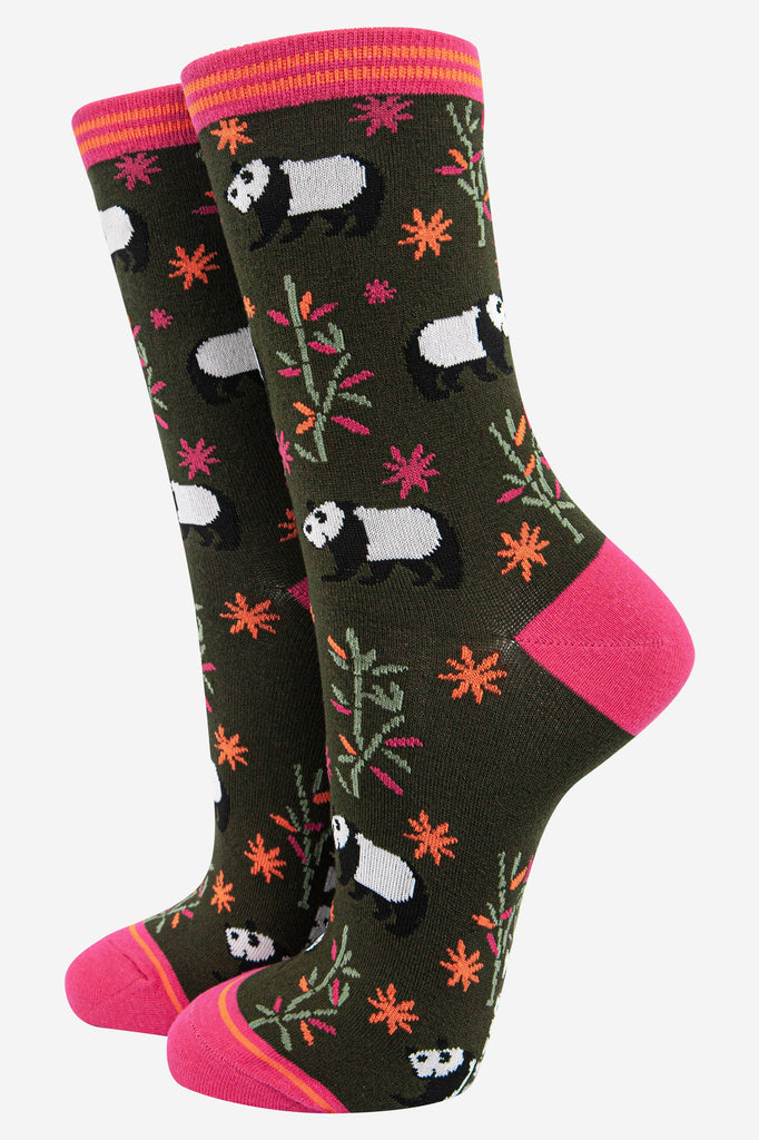 womens-socks-gift-box-multi-panda-khaki
