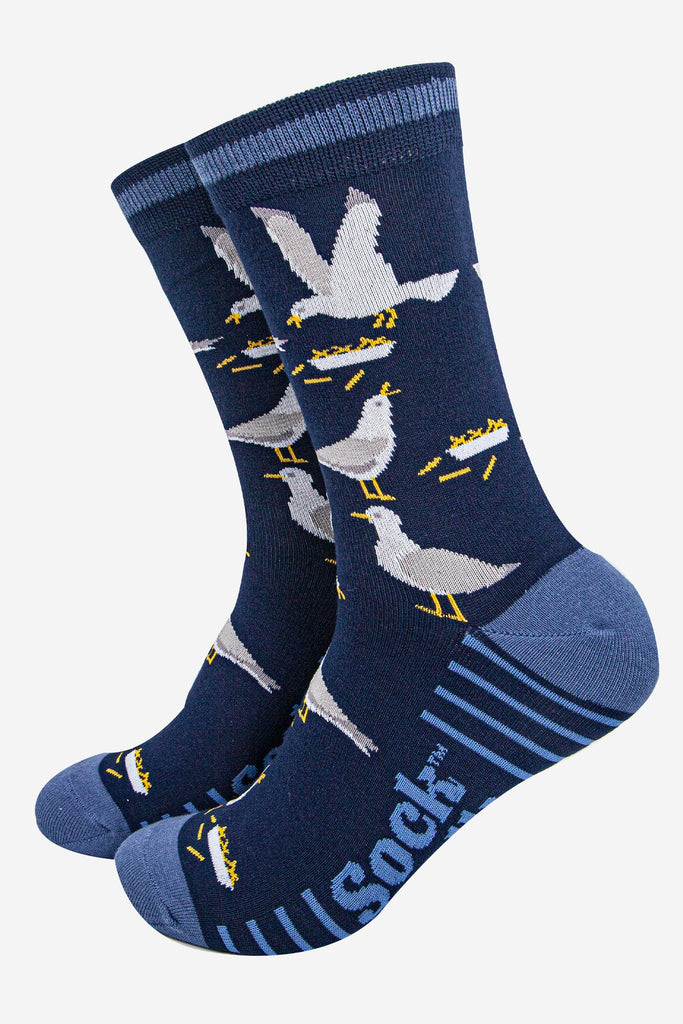 mens-socks-gift-box-blue-seaside-seagulls