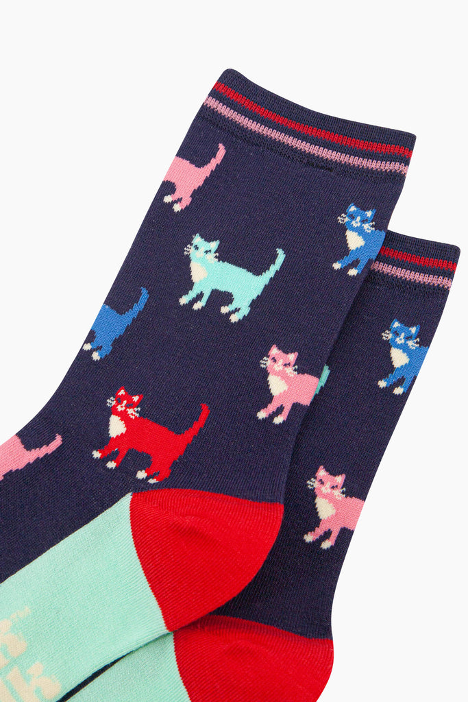 womens-bamboo-socks-navy-multi-cats-close-up-red-blue-pink-turquoise-colourful