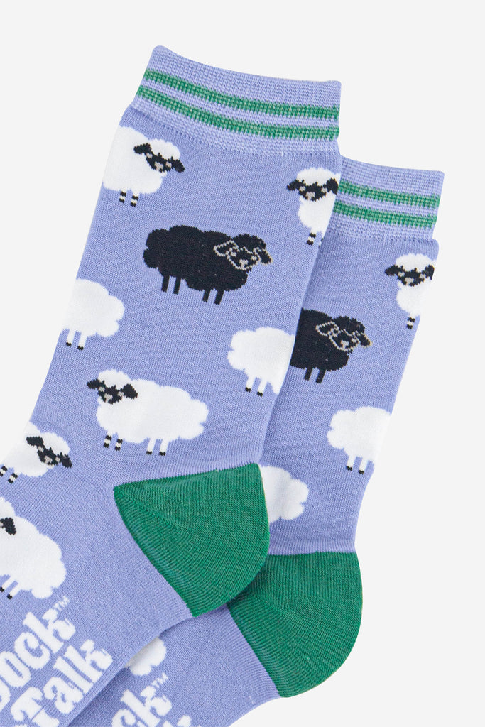 womens-bamboo-socks-light-blue-green-black-sheep-close-up