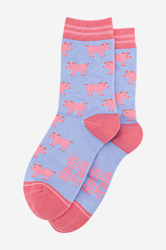 womens-bamboo-socks-light-blue-light-pink-pig-laying-flat