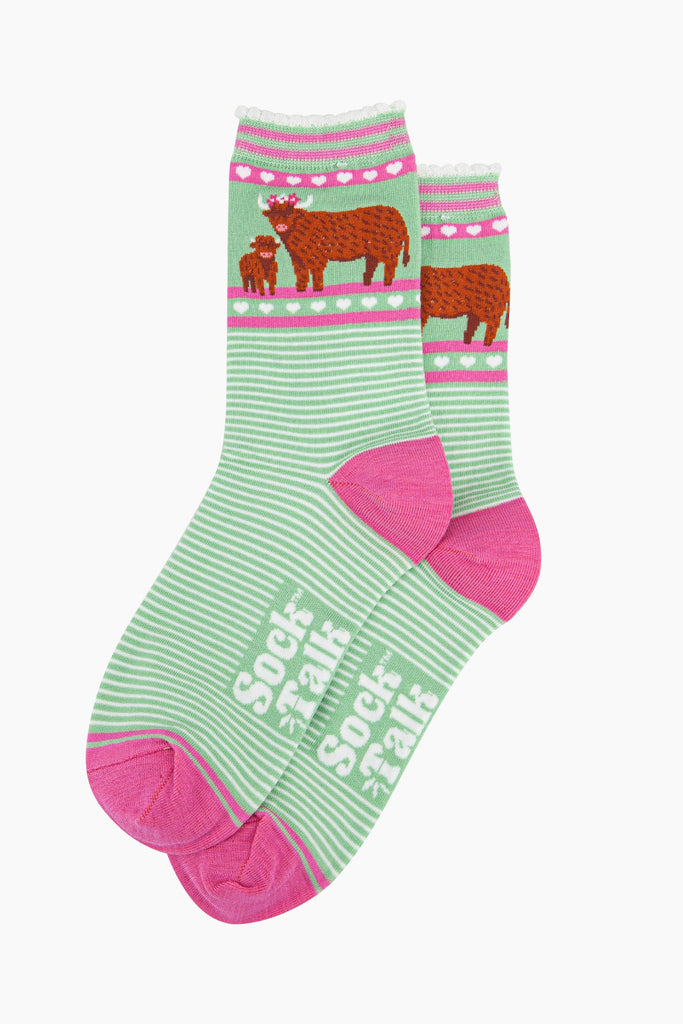 womens-bamboo-socks-green-highland-cow-and-calf-laying-flat