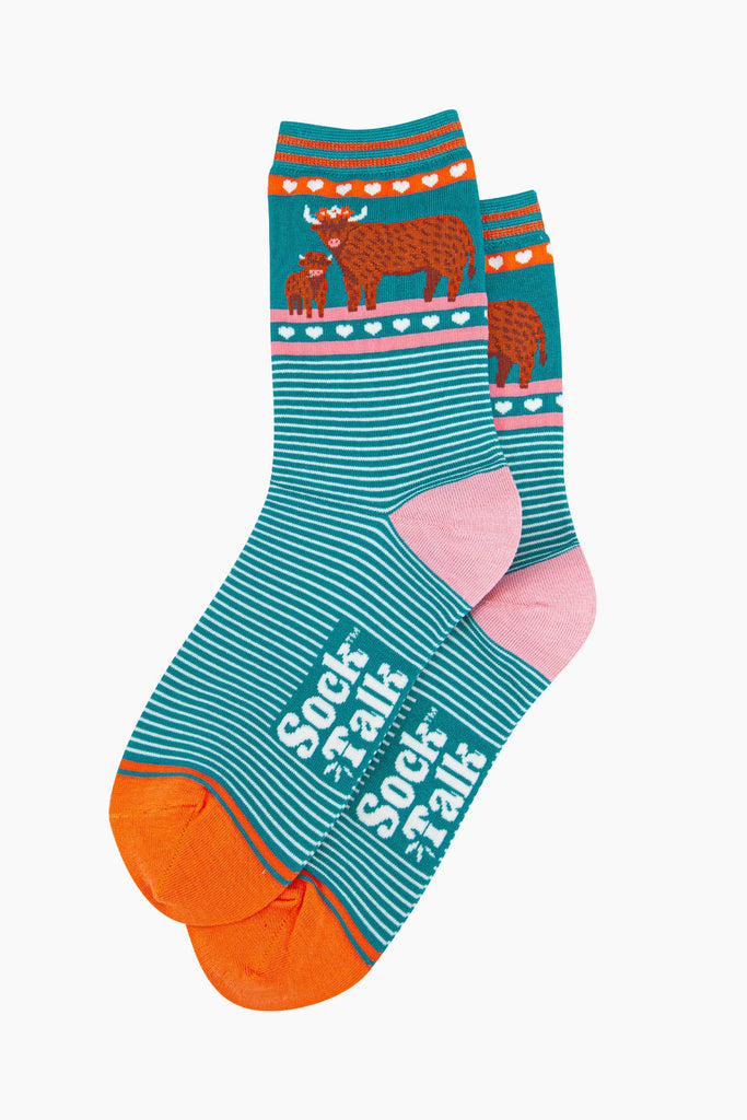 womens-bamboo-socks-teal-highland-cow-and-calf-laying-flat-mother-baby-cows