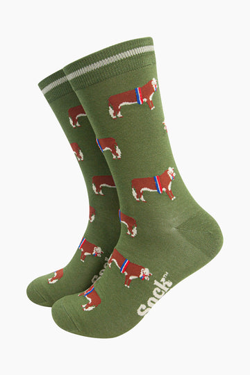 mens-bamboo-socks-green-prize-hereford-bull-farming-cows-green-midcalf