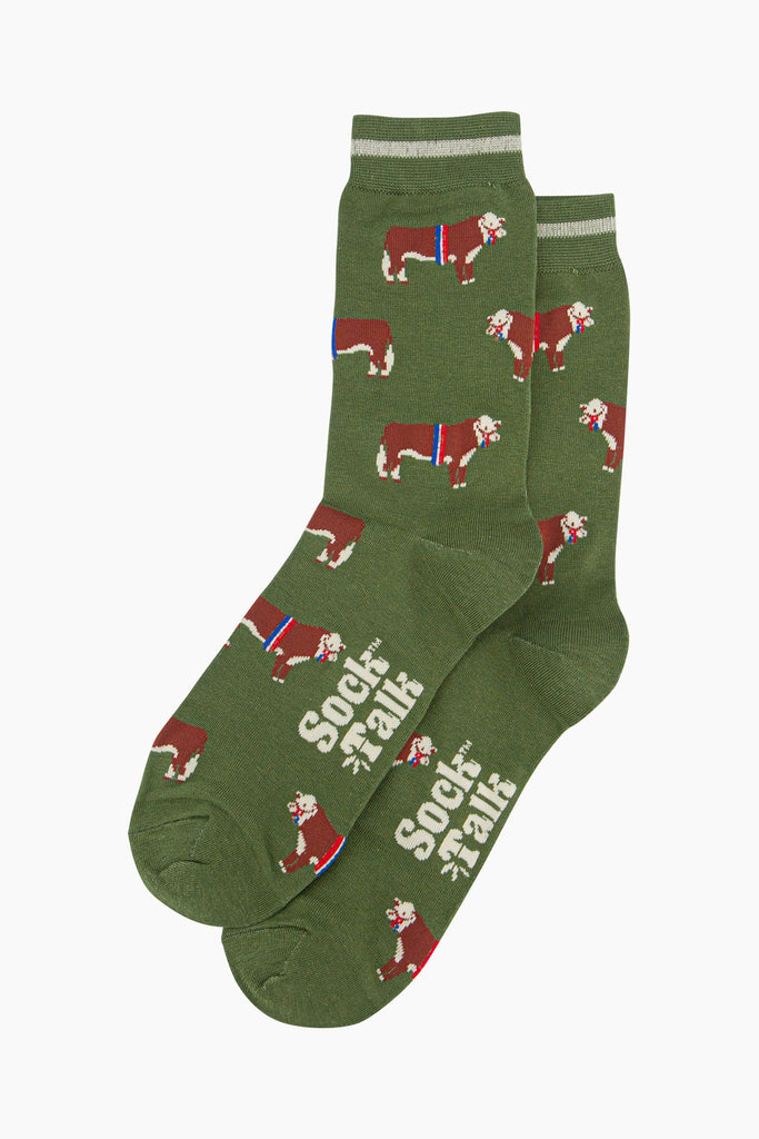 mens-bamboo-socks-green-prize-hereford-bull-laying-flat