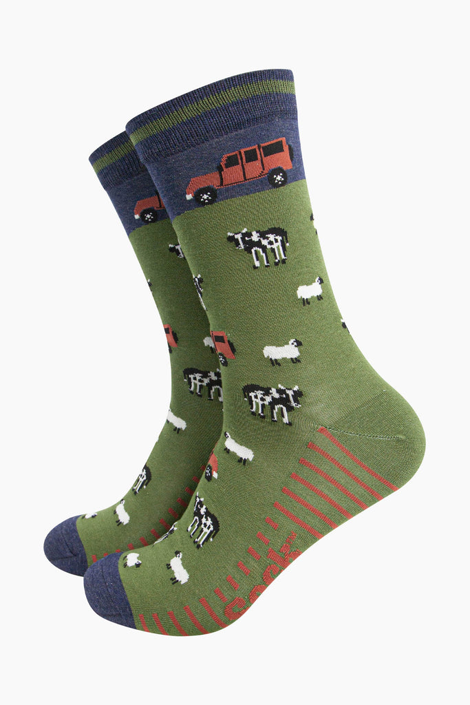 mens-bamboo-socks-navy-green-off-roader-farm-vehicles-cows-sheep