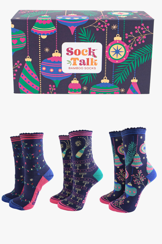 womens-socks-gift-box-navy-christmas-celebration