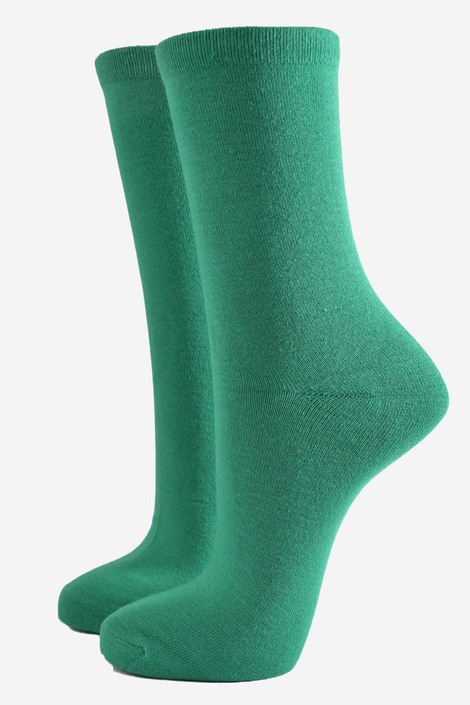 womens-multicoloured-assorted-bamboo-socks-6-pack-green