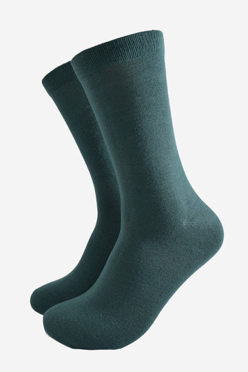 mens plain green bamboo socks