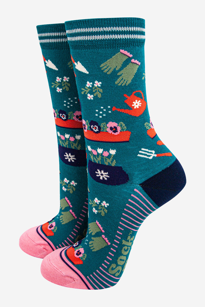 womens-bamboo-socks-teal-pink-gardening-flower-pots-tools