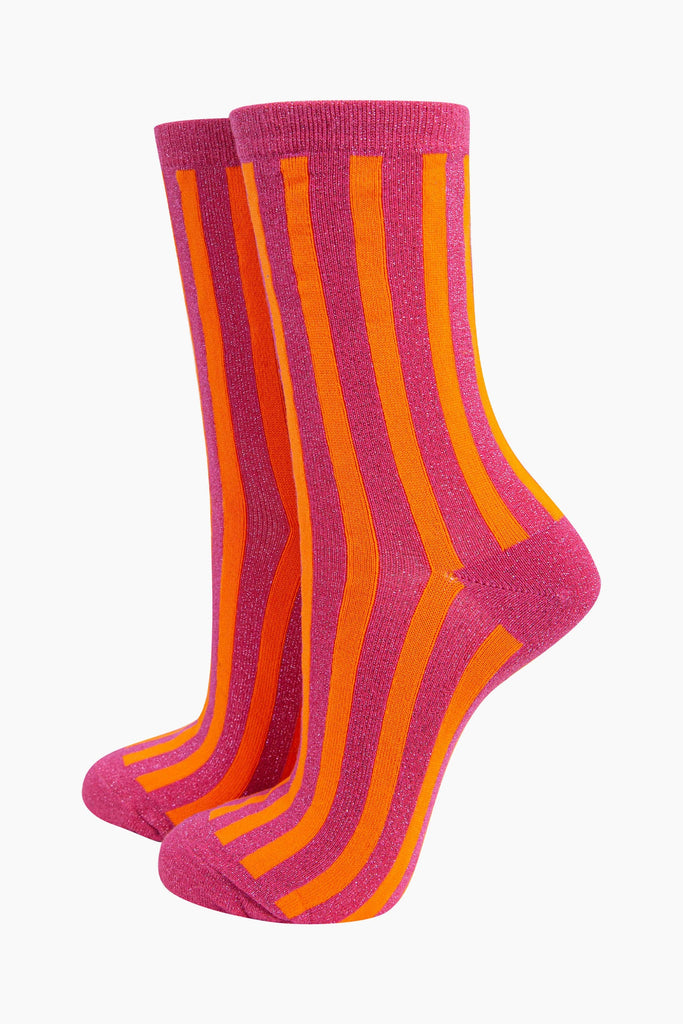 womens-glitter-socks-hot-pink-orange-stripes-vertical-contrasting-stripe-pattern