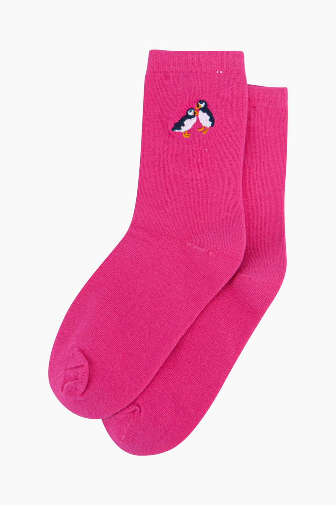 womens-embroidered-socks-fuchsia-puffins-laying-flat-stitched-puffin-birds