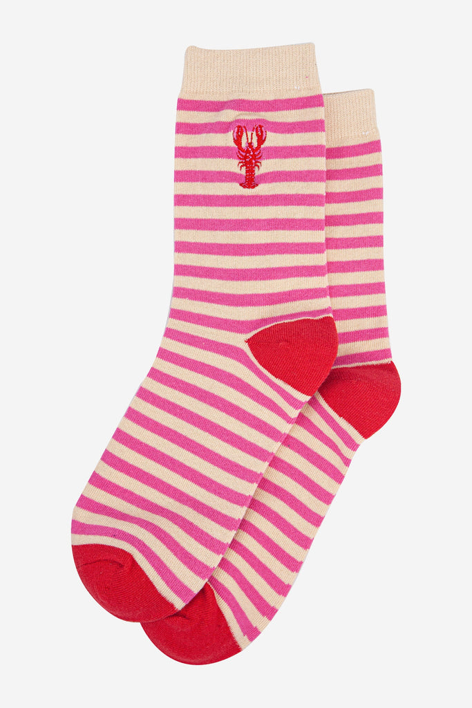 womens-embroidered-ankle-socks-red-lobster-stripe-laying-flat