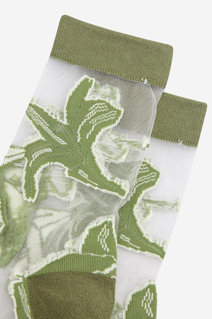 womens-sheer-ankle-socks-green-floral-pattern-popsocks