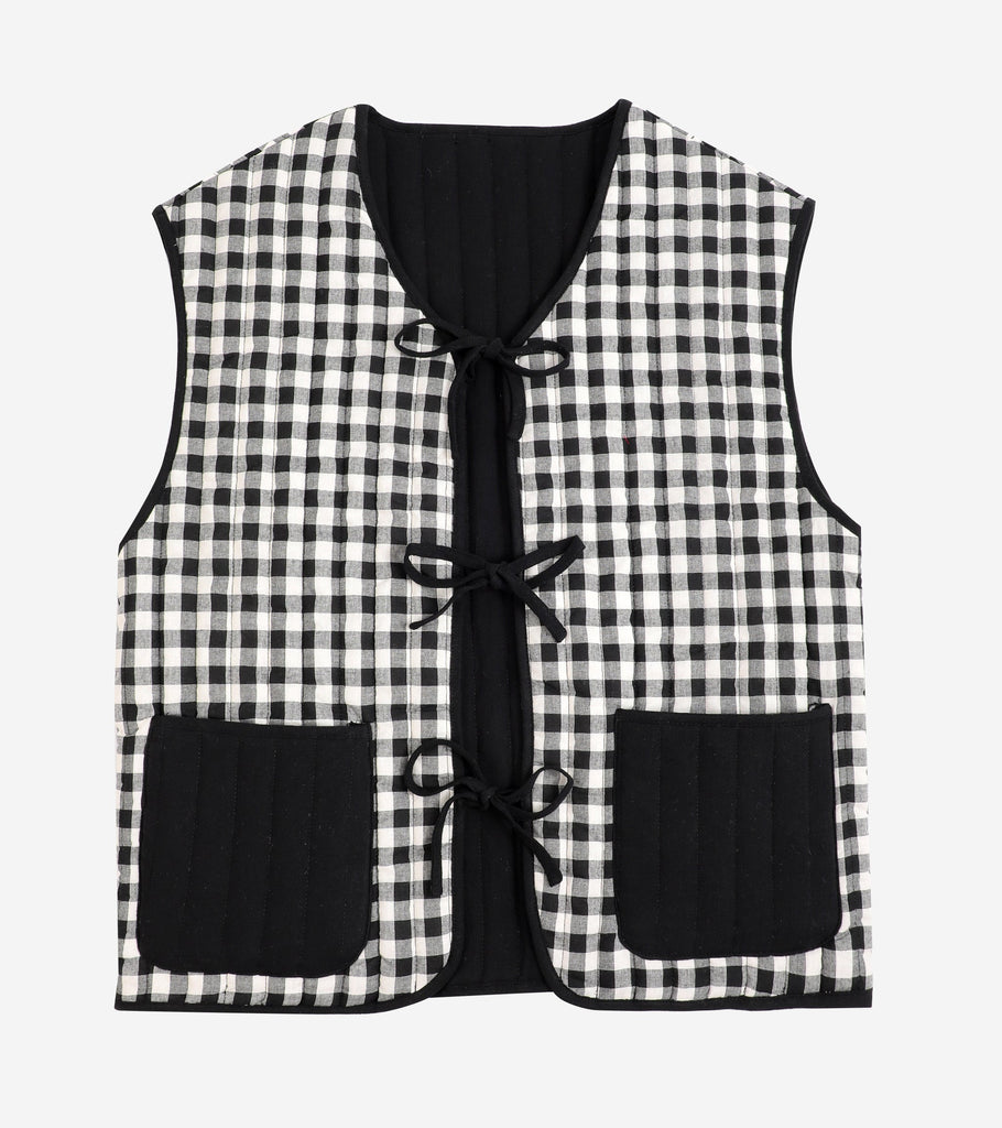 tabby-quilted-gilet-black-cream-gingham-checkered-front-ties