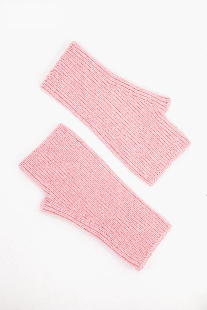 dylan-light-pink-ribbed-wrist-warmers-ribbed-knitted
