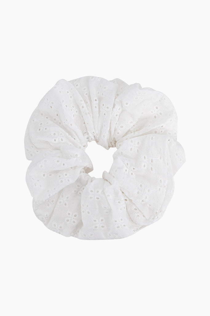 dakota-large-cotton-hair-scrunchie-white-broderie-anglaise-elasticated