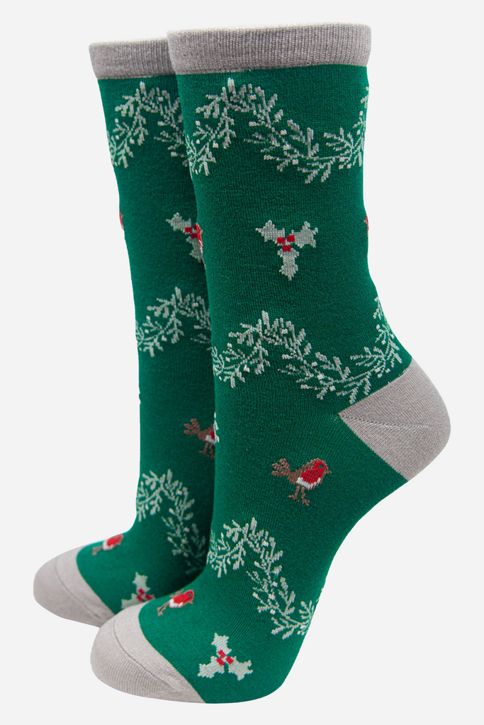 green bamboo socks with red robin birds and holly