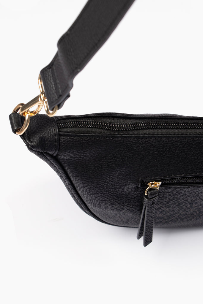 black-faux-leather-half-moon-bag-wristlet-purse-2-piece-set-zip-closure