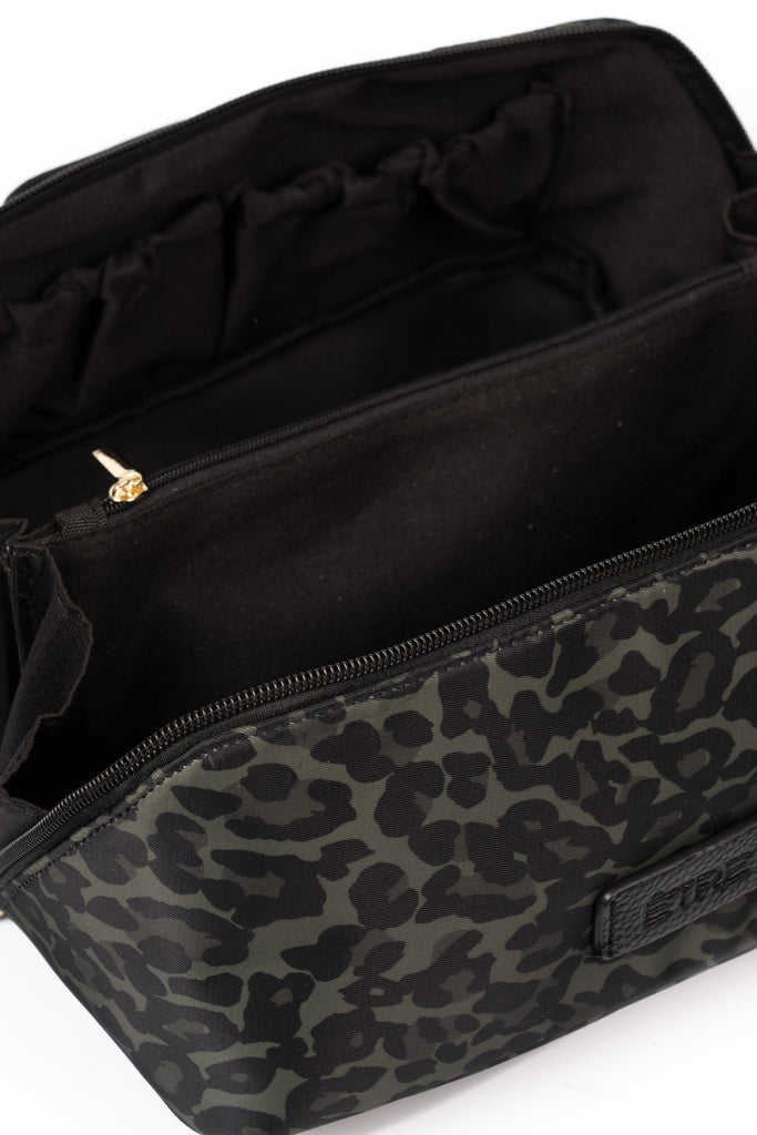 thea-vanity-case-khaki-leopard-print-nylon-pu-close-up-internal-compartments
