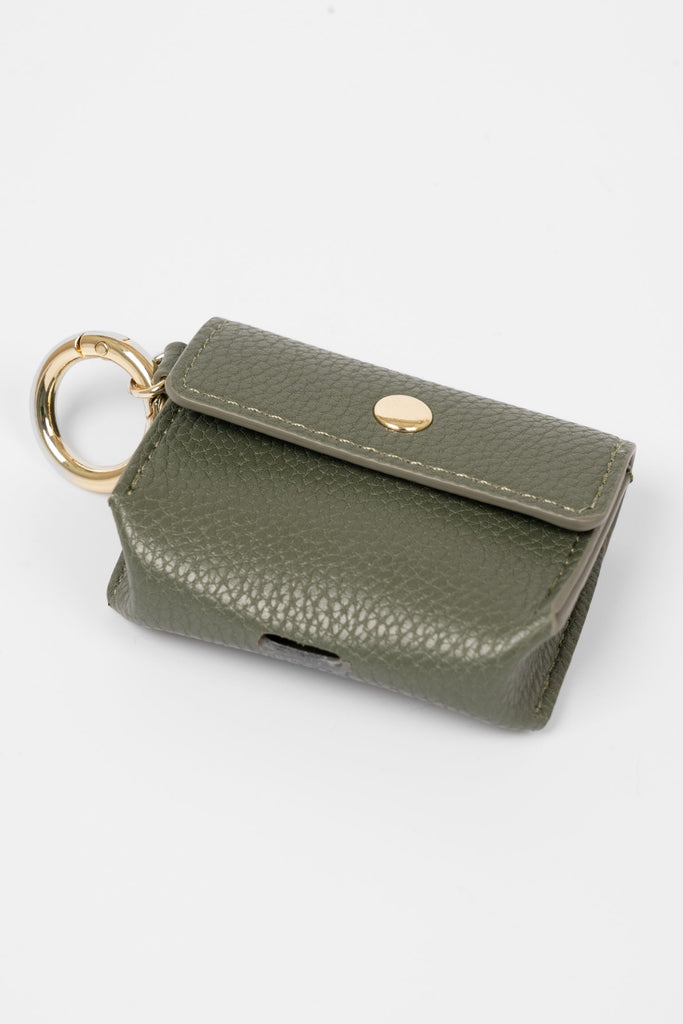 asher-wireless-earbuds-case-khaki-faux-leather-universal-pouch-button-front