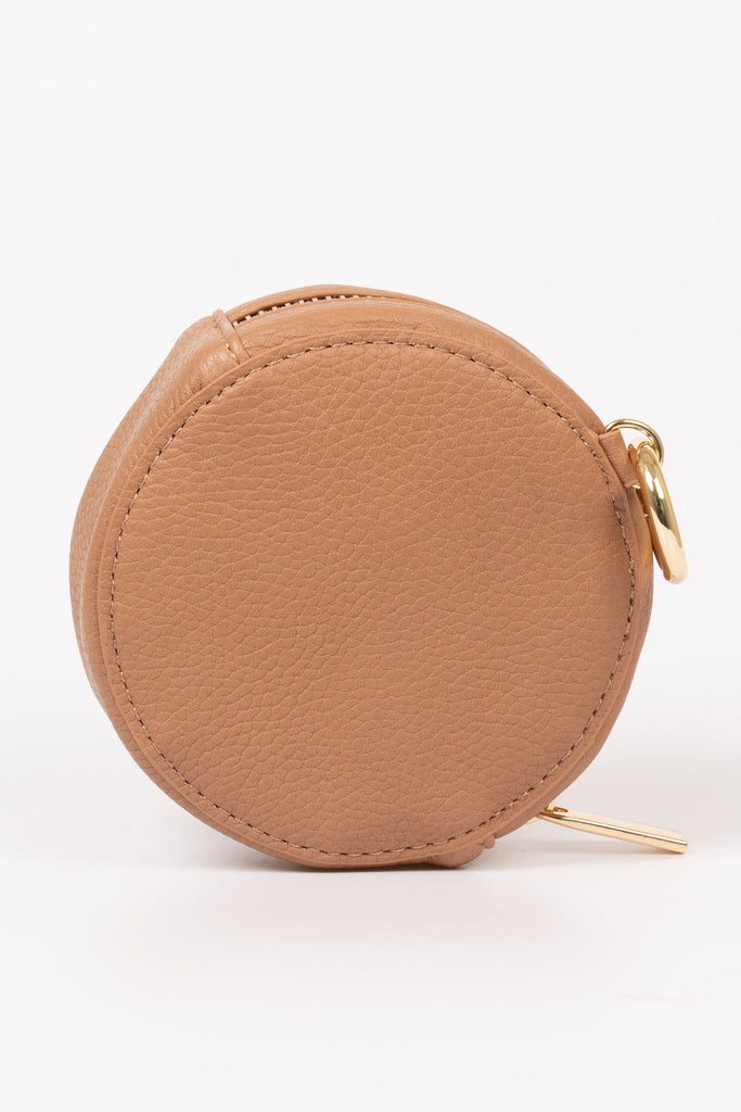 finley-round-coin-purse-tan-pebbled-faux-leather-clip-on-hoop