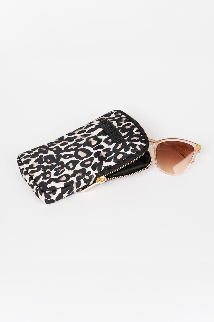 pippa-sunglasses-case-cream-leopard-print-nylon-with-glasses-inside