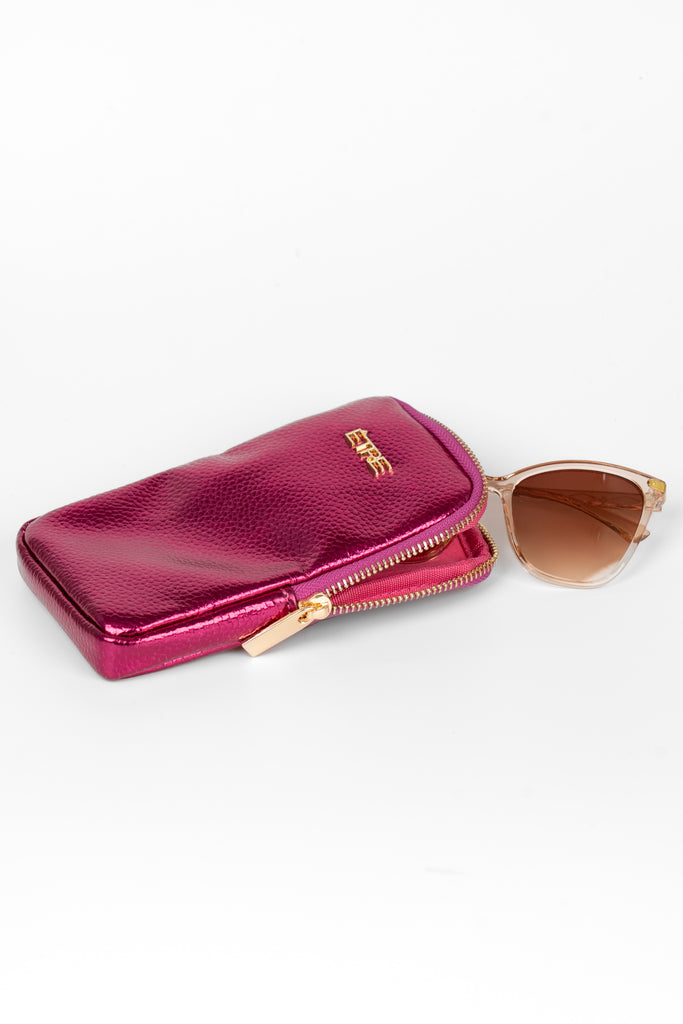 pippa-sunglasses-case-hot-pink-metallic-faux-leather-with-glasses-inside