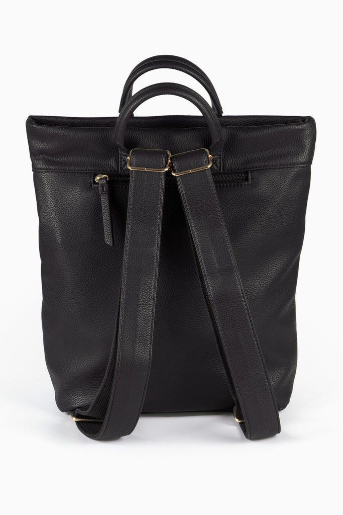 black-backpack-passport-holder-travel-set-2-piece-straps