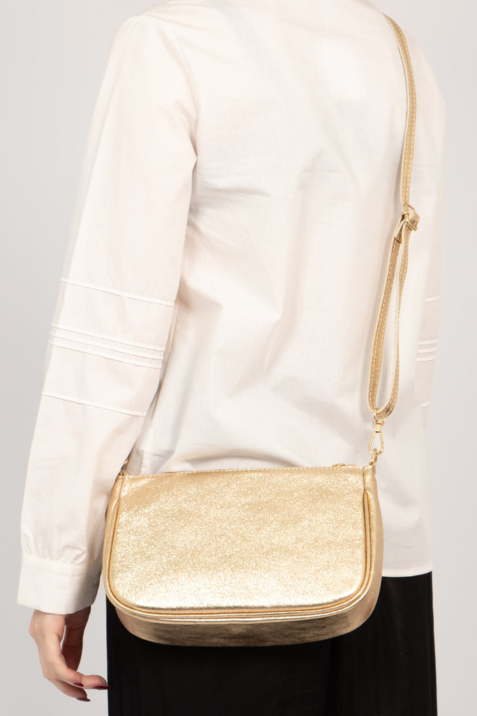 chloe-italian-leather-baguette-bag-gold-metallic-worn-crossbody