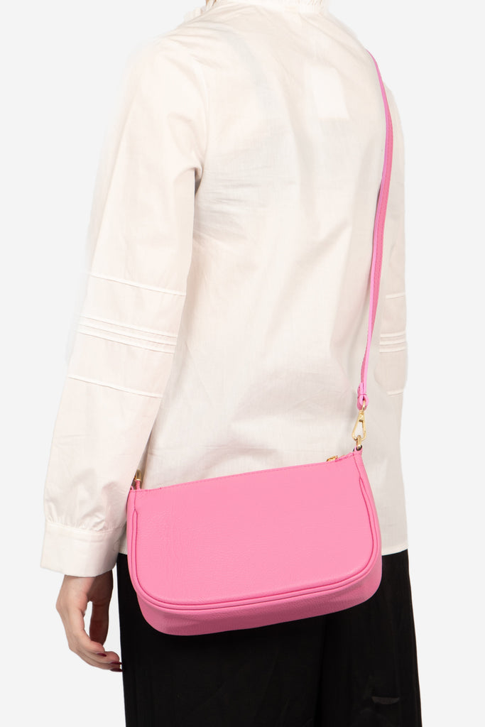 chloe-italian-leather-baguette-bag-hot-pink-pebbled-worn-by-model