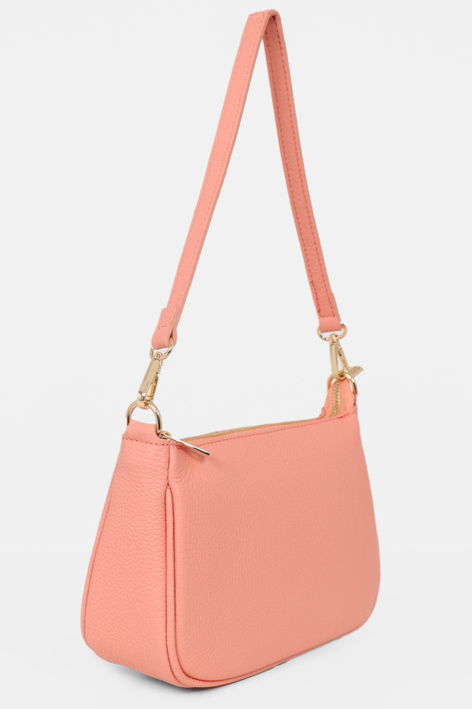 chloe-italian-leather-baguette-bag-salmon-pink-pebbled-end-on-view