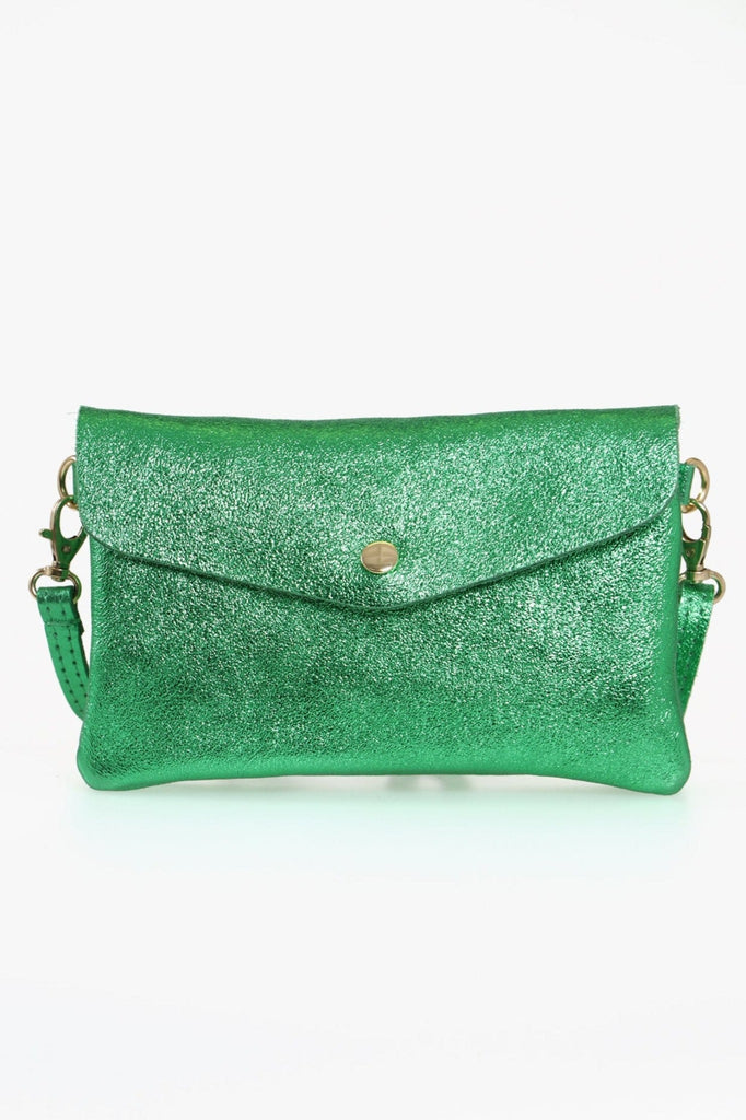 metallic green leather wristlet coin purse