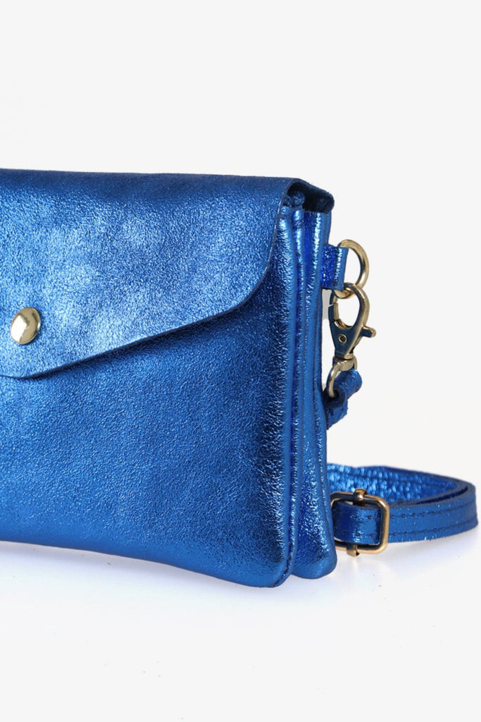 brooke-italian-leather-clutch-bag-royal-blue-metallic-close-up