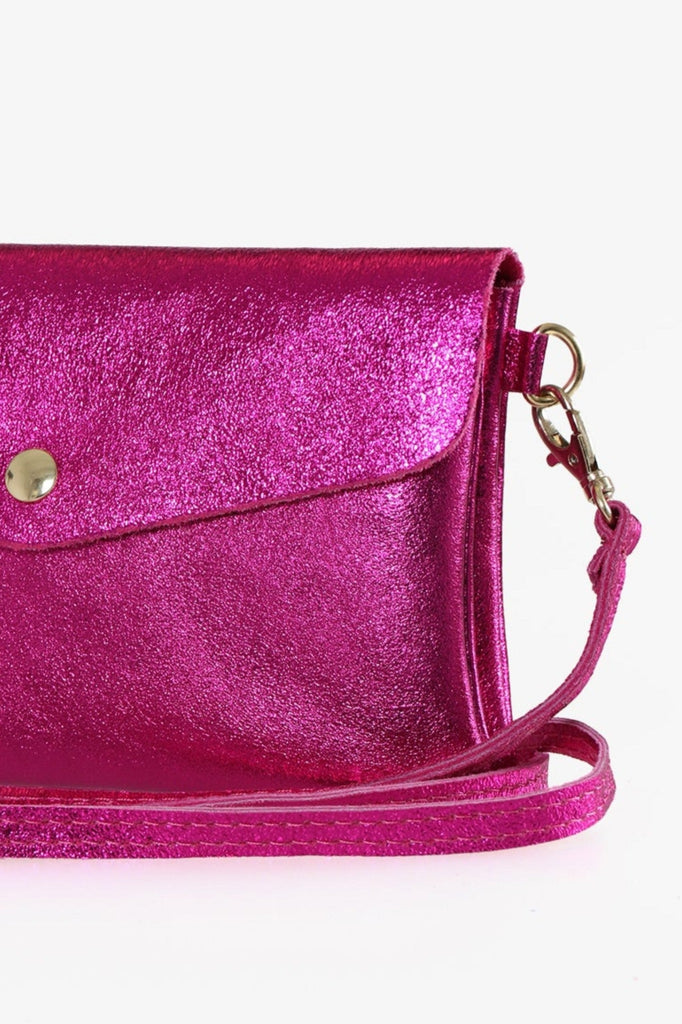 brooke-italian-leather-clutch-bag-raspberry-metallic-close-up