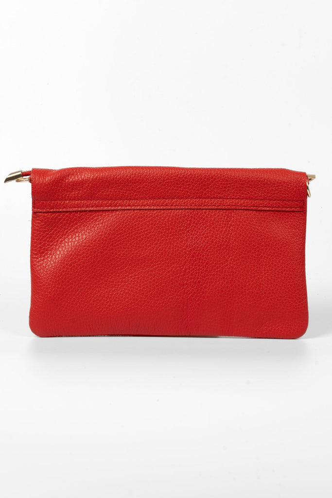 britta-italian-leather-clutch-bag-red-pebbled-rear