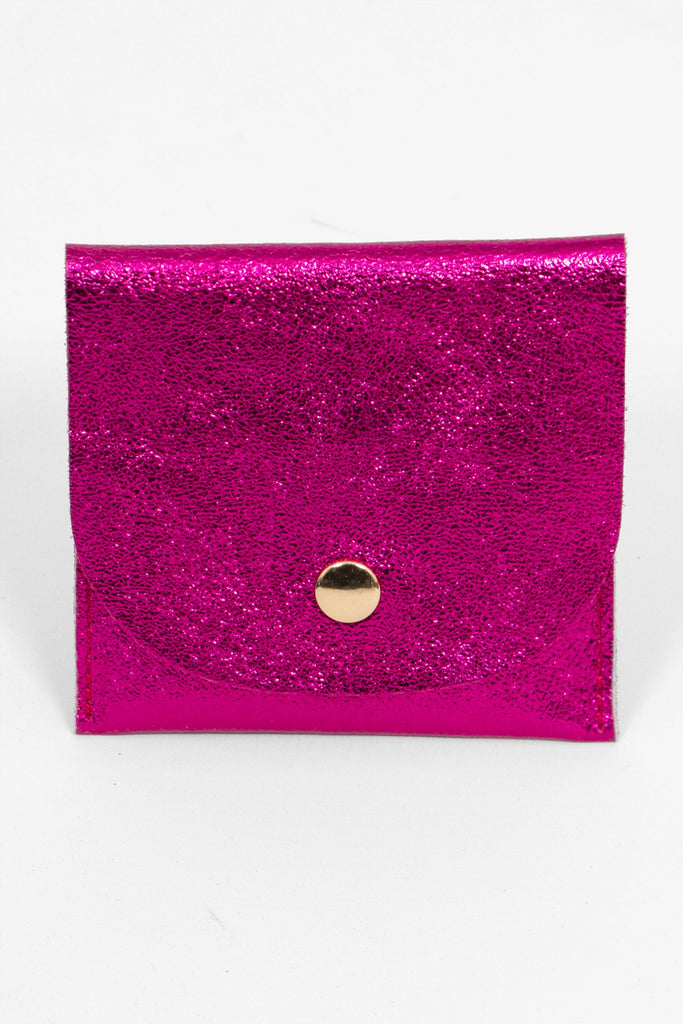 brooklynn-italian-leather-card-wallet-raspberry-metallic-front-gold-button